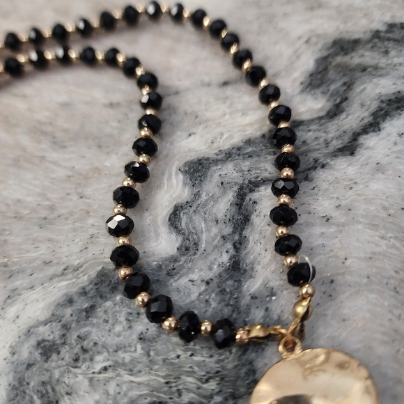 Midnight Elegance Gold Disc Necklace - Picture 3 of 6